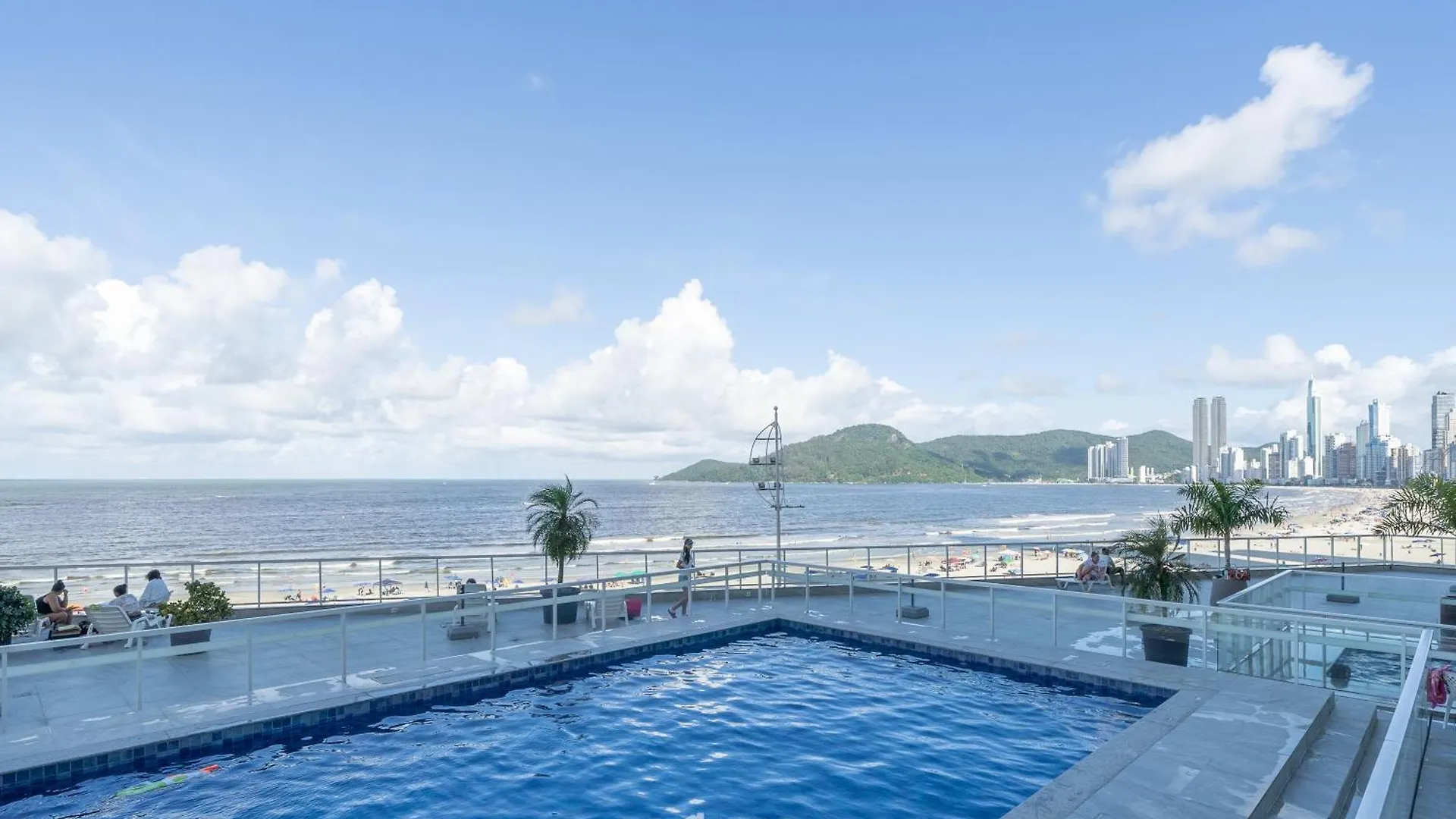 Apto Beira-Mar No Centro De Balneario - Ipt0141 Balneario Camboriu